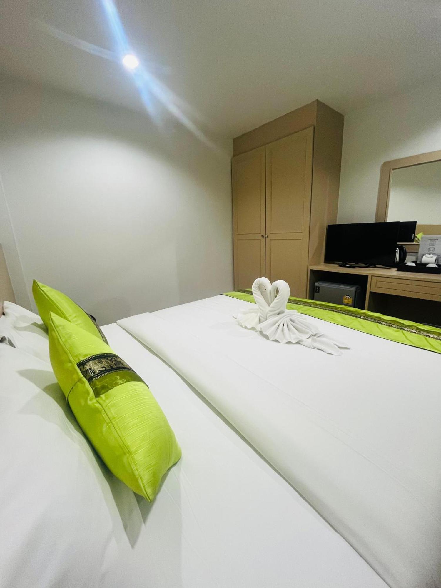 28 Boutique Hotel Patong الغرفة الصورة